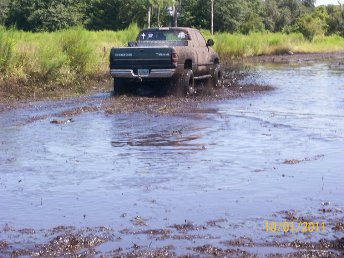 2011-Oct-01 HGR4X4 Cookout 005